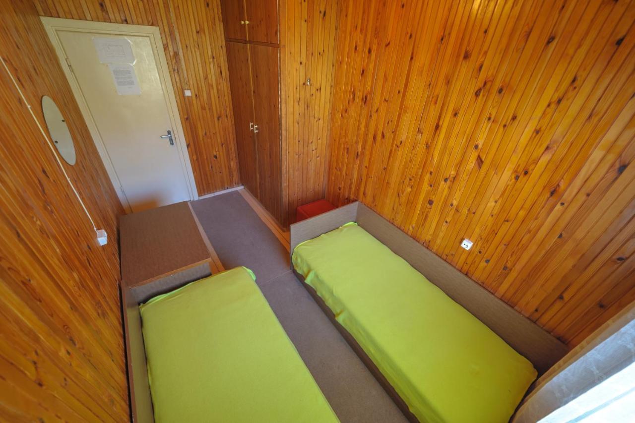 Nostalgija Pervalkoje Hostel Neringa Εξωτερικό φωτογραφία