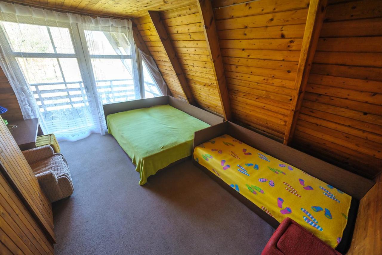 Nostalgija Pervalkoje Hostel Neringa Εξωτερικό φωτογραφία
