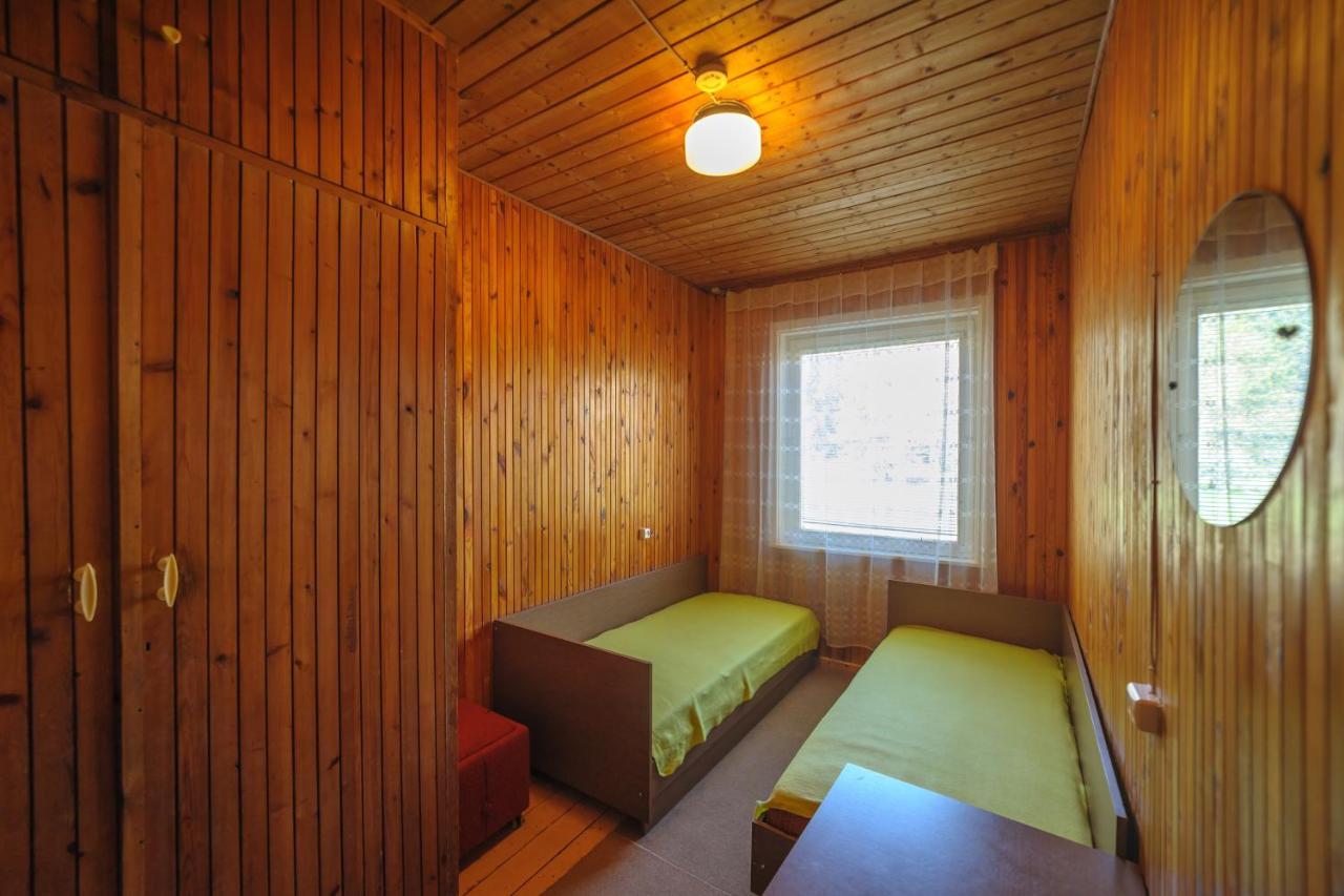 Nostalgija Pervalkoje Hostel Neringa Εξωτερικό φωτογραφία