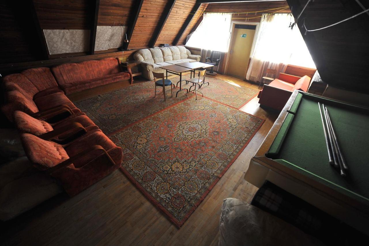 Nostalgija Pervalkoje Hostel Neringa Εξωτερικό φωτογραφία
