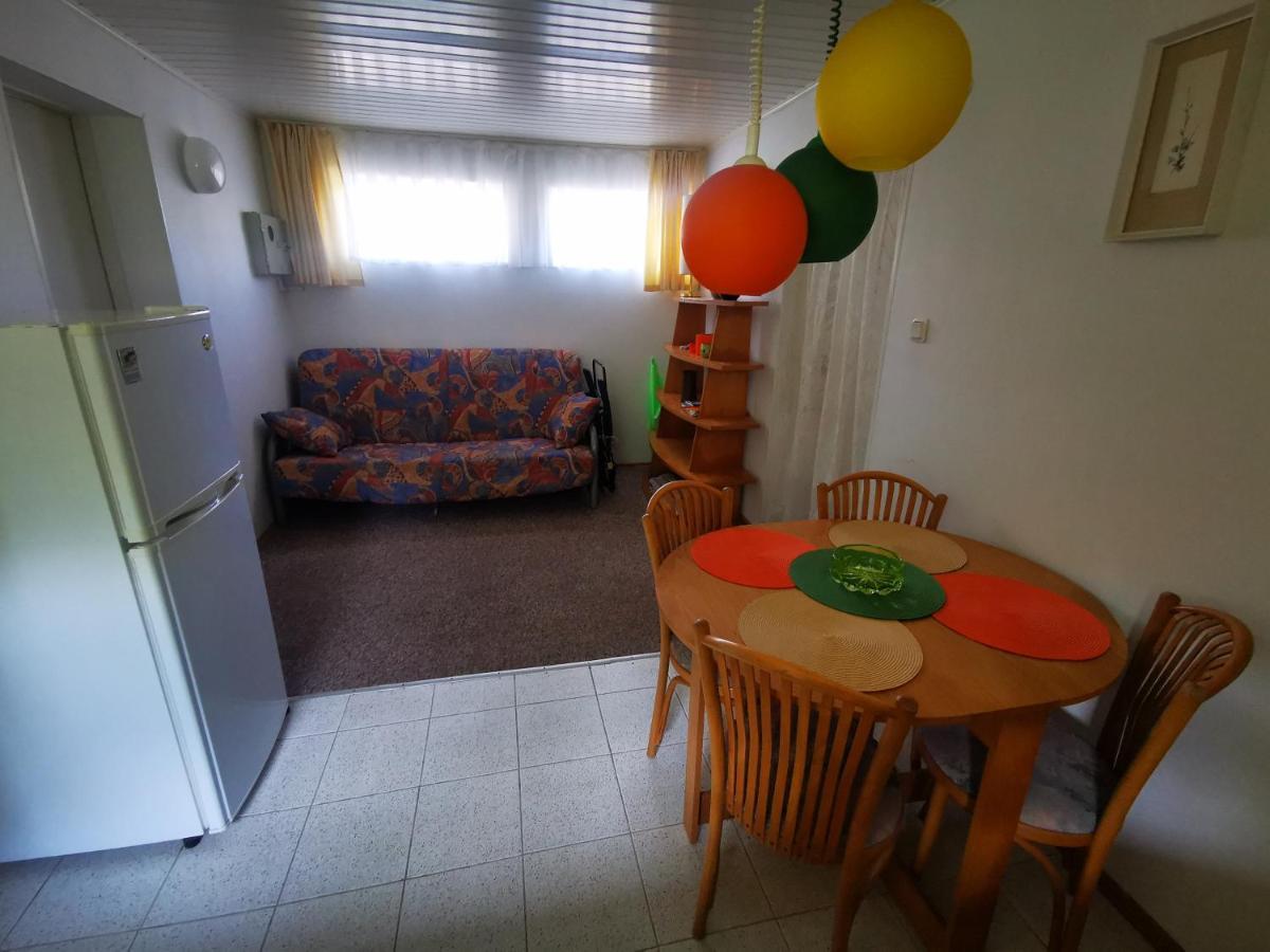 Nostalgija Pervalkoje Hostel Neringa Εξωτερικό φωτογραφία